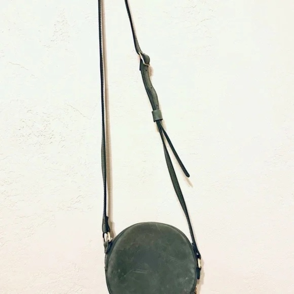 Portland Leather Crossbody Blue Gray Circle Bag